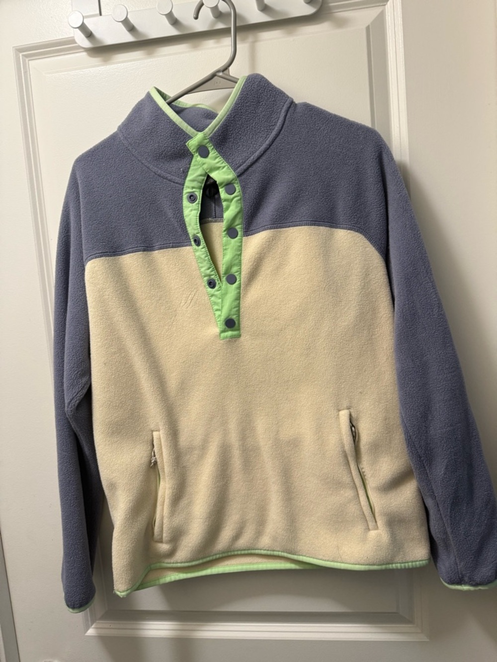 Burton Colorblock Fleece Pullover in Slate, Cream & Lime Trim